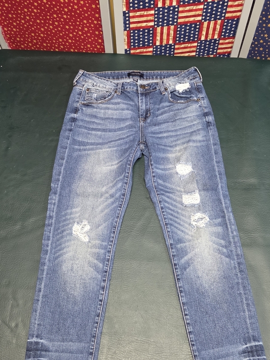 Just USA Denim - **Just USA Women's Slim Straight Distressed Blue Jeans**